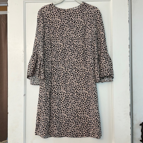 H&M Animal print shift dress with flared sleeves - Picture 1 of 8